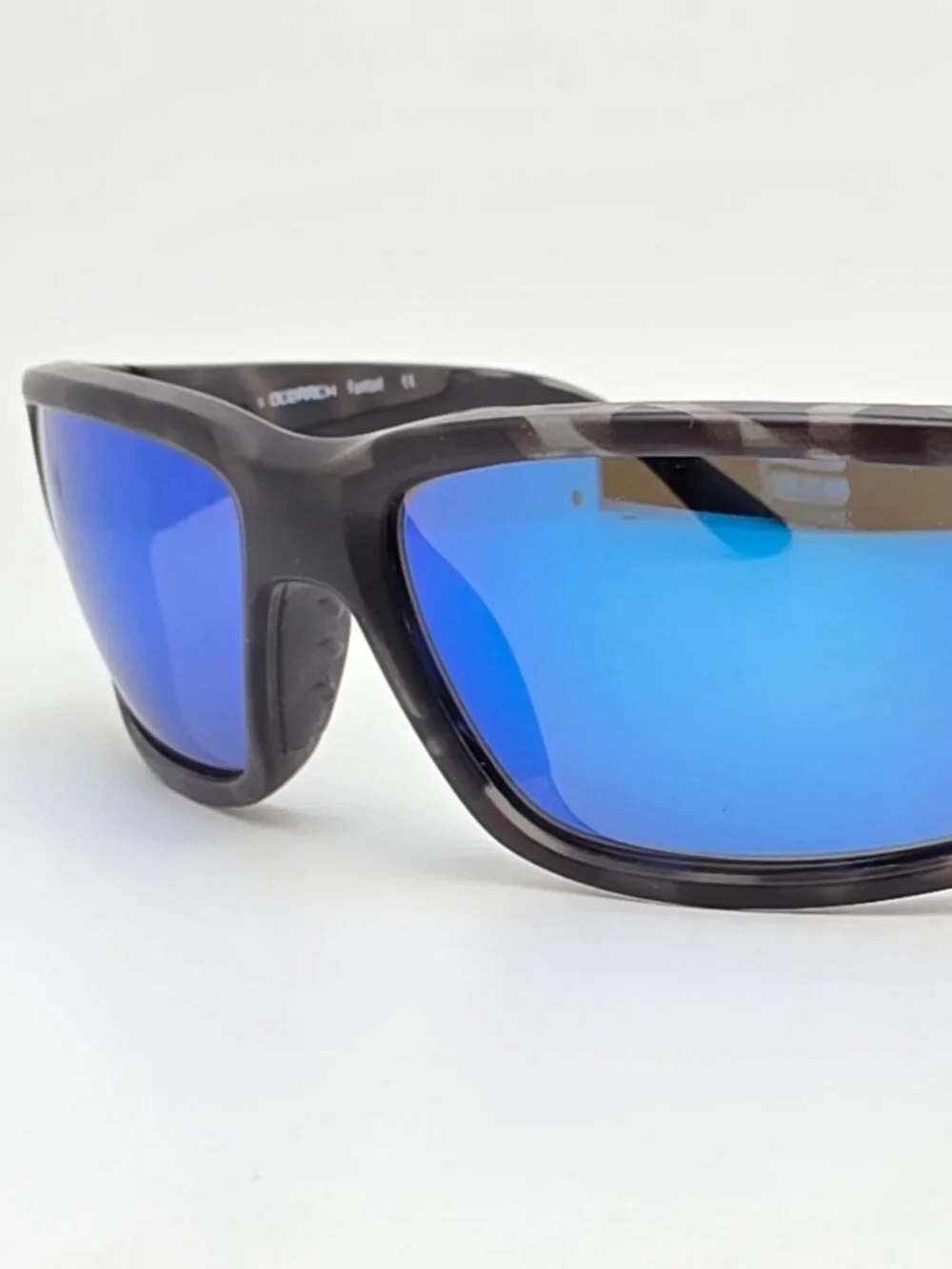 Costa Del Mar Fantail Tiger Shark Ocearch 580G Polarized Blue Mirror Sunglasses